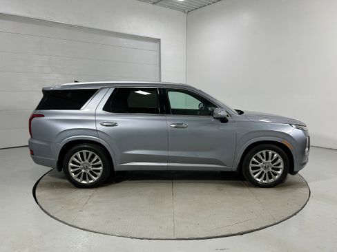 Used 2020 Hyundai Palisade Limited w/ Winter Weather Package AWD/4WD image 39