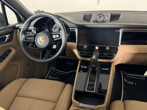 New 2026 Porsche Macan Turbo image 21