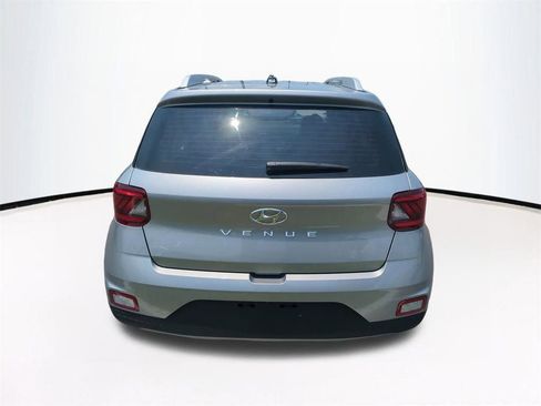 New 2026 Hyundai Venue SEL FWD image 6