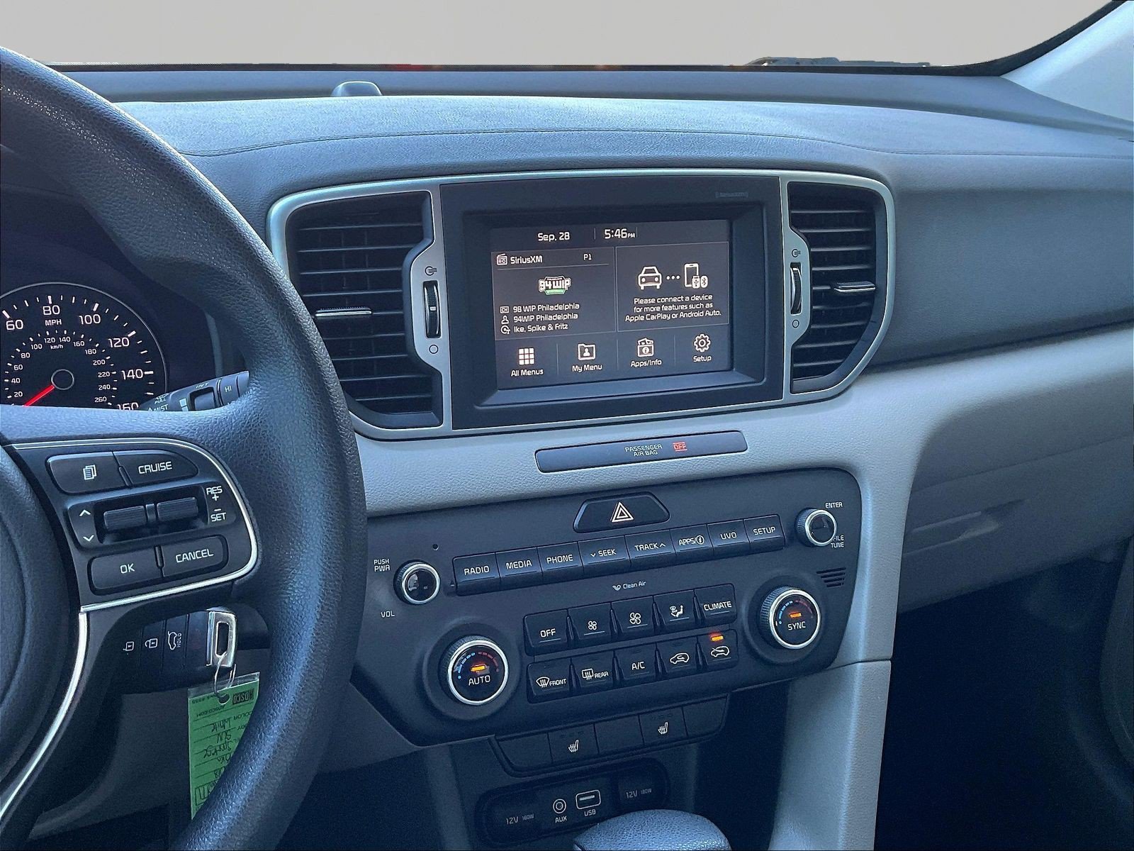 Used 2018 Kia Sportage LX w/ LX Technology Package FWD image 9