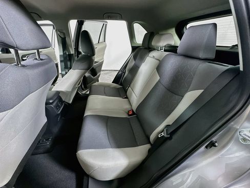 Used 2024 Toyota RAV4 XLE FWD image 14