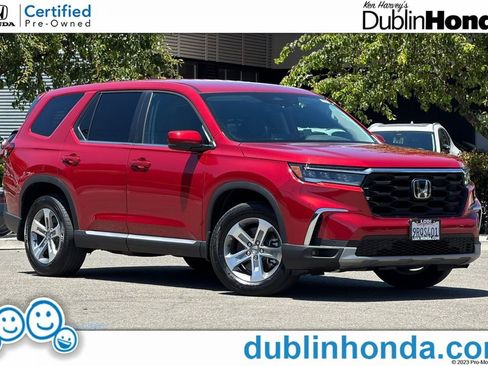 Used 2025 Honda Pilot EX-L image 1