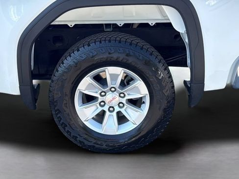 Used 2025 GMC Sierra 1500 Pro w/ Pro Value Package AWD/4WD image 18
