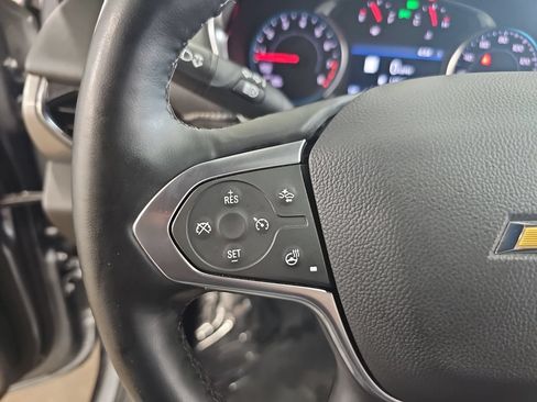 Used 2023 Chevrolet Traverse LT w/ LT Premium Package AWD/4WD image 18
