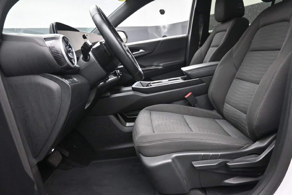 Used 2025 Chevrolet Equinox LT AWD/4WD image 17