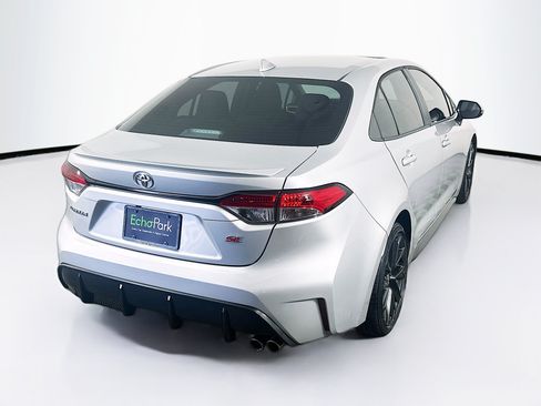 Used 2024 Toyota Corolla SE w/ SE Premium Package FWD image 9