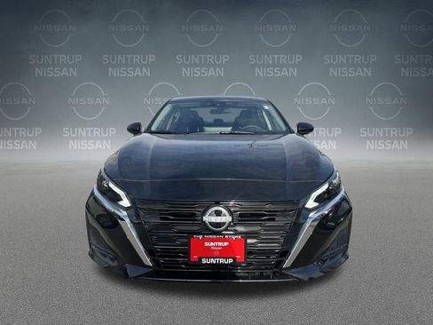 Used 2021 Nissan Frontier SV image 10