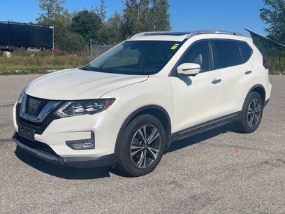 Used 2017 Nissan Rogue SL w/ SL Premium Package