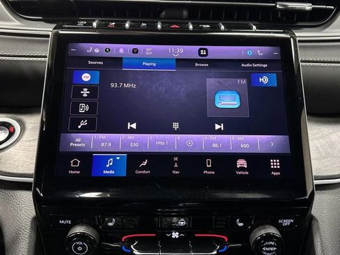 Used 2024 Jeep Grand Cherokee Limited w/ MOPAR Finishing Package image 20