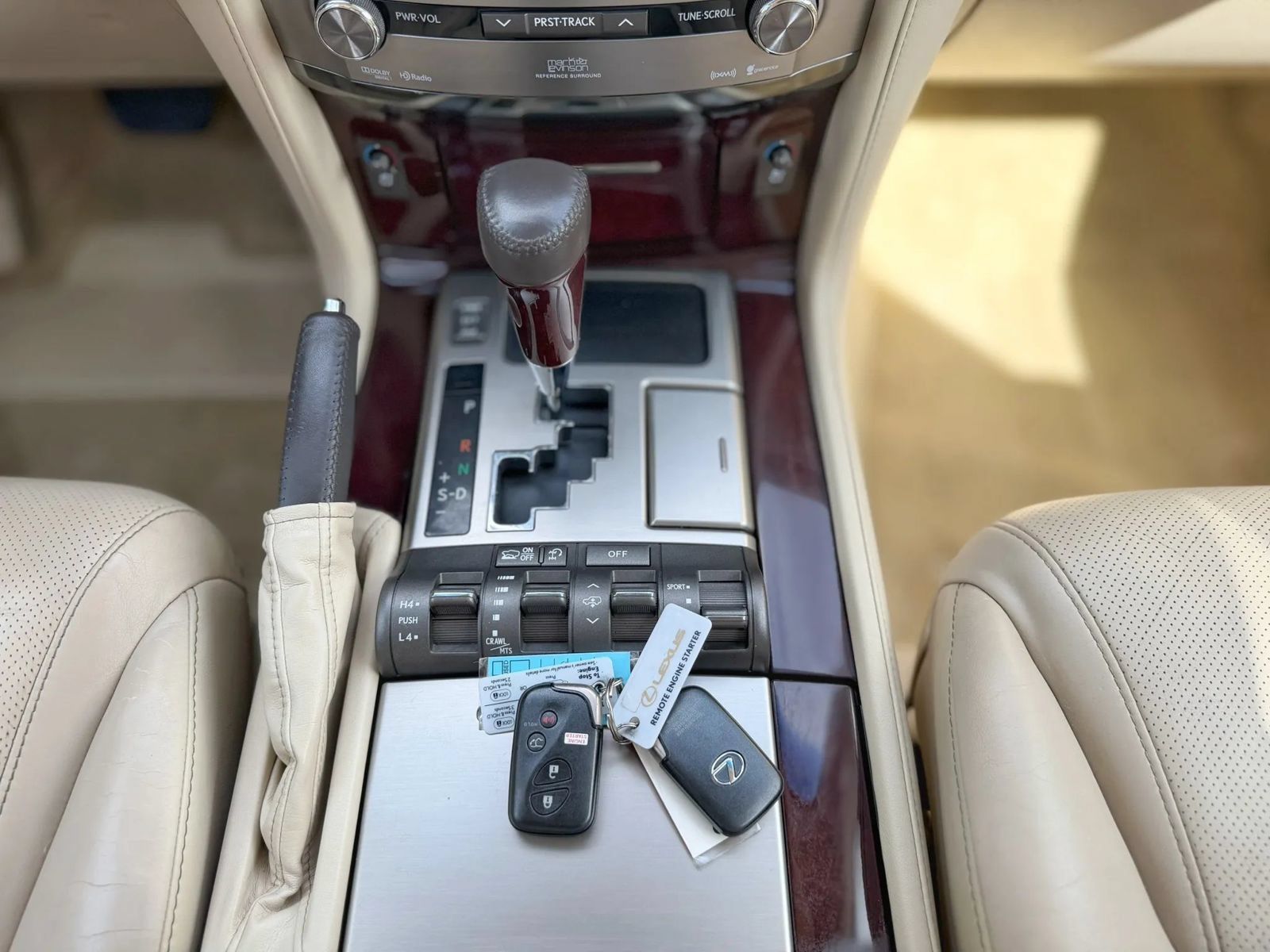 Used 2013 Lexus LX 570 4WD w/ Luxury Pkg image 67