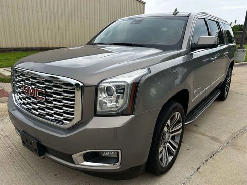 Used 2019 GMC Yukon XL Denali w/ Open Road Package image 2
