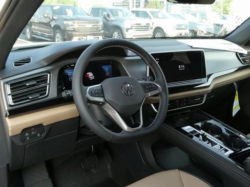 New 2025 Volkswagen Atlas Cross Sport SE AWD/4WD image 30