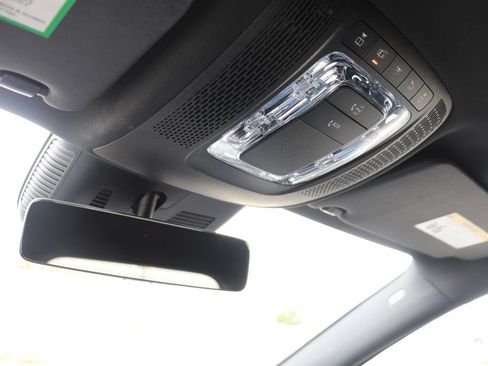 Used 2025 Mercedes-Benz GLA 250 image 30