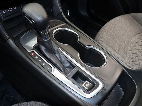 Used 2023 Chevrolet Equinox LT image 20