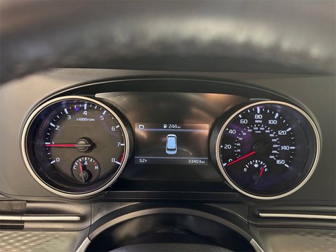 Certified 2024 Kia Carnival LX image 16