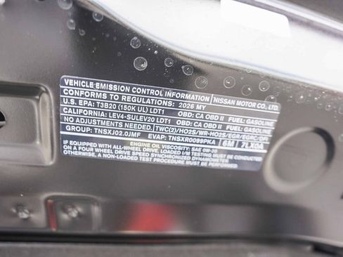 New 2026 Nissan Kicks SR w/ SR Premium Package image 30