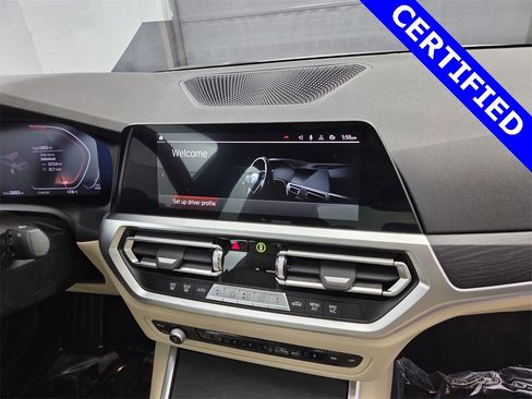 Used 2022 BMW 330i Sedan w/ Driving Assistance Package image 15