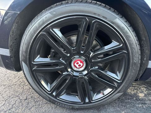 Used 2016 Bentley Continental GT image 30