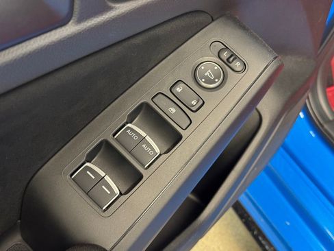 Used 2025 Honda Civic Type R image 11