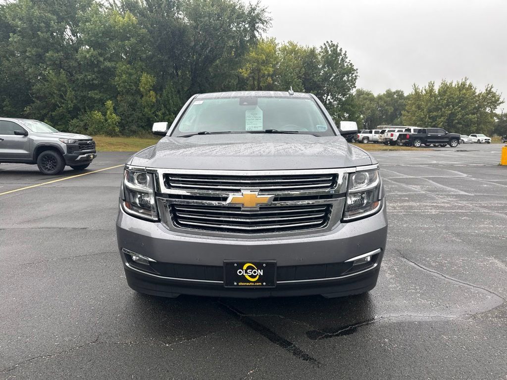 Used 2020 Chevrolet Suburban Premier AWD/4WD image 2