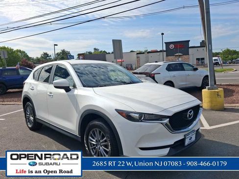 Used 2017 MAZDA CX-5 Touring AWD/4WD image 4