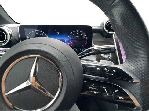 Used 2024 Mercedes-Benz GLC 300 4MATIC w/ AMG Line image 39