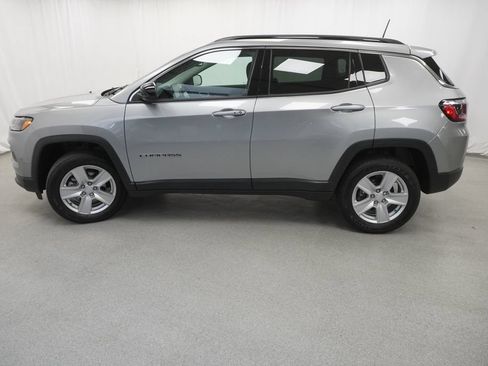 Certified 2022 Jeep Compass Latitude w/ Convenience Group AWD/4WD image 15