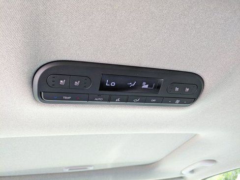 New 2026 Hyundai Palisade Limited FWD image 18