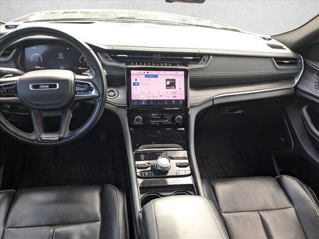 Used 2021 Jeep Grand Cherokee L Overland w/ Advanced Protech Group III AWD/4WD image 17
