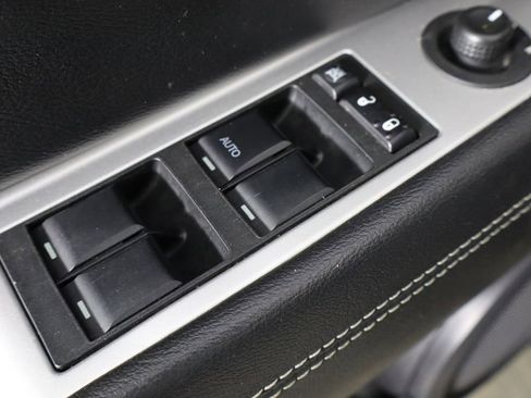 Used 2016 Jeep Compass High Altitude image 20