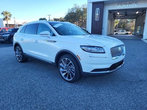 Used 2022 Lincoln Nautilus Reserve w/ Equipment Group 201A image 1