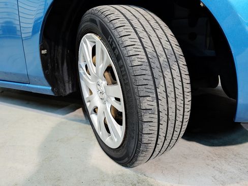 Used 2012 MAZDA MAZDA2 Sport image 46