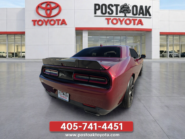 Used 2018 Dodge Challenger R/T w/ Sound Group RWD image 7