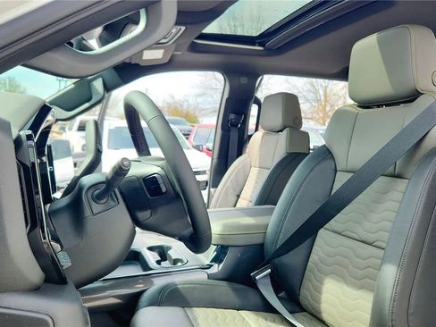 New 2026 Chevrolet Silverado 2500 ZR2 image 27