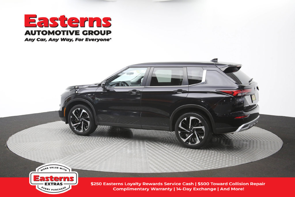 Used 2024 Mitsubishi Outlander SE FWD image 62