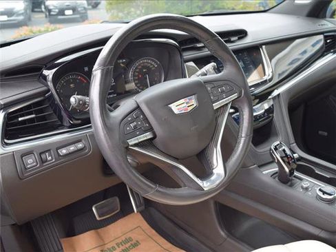 Used 2021 Cadillac XT6 Sport image 21