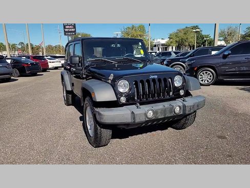 Used 2018 Jeep Wrangler Unlimited Sport S image 25