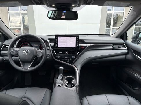 Used 2024 Toyota Camry XSE image 15