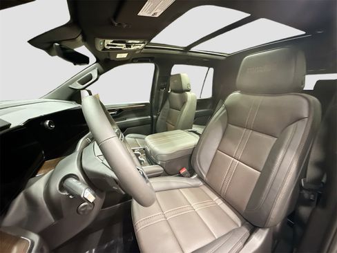 New 2026 Chevrolet Tahoe High Country image 22