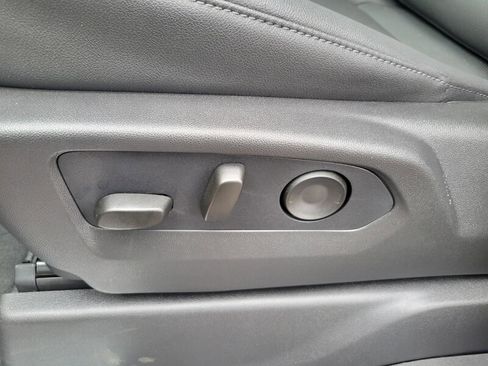 New 2026 GMC Sierra 1500 SLT w/ SLT Premium Plus Package image 19