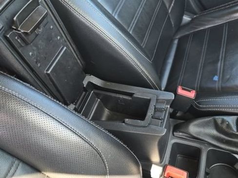 Used 2020 Ford EcoSport Titanium FWD image 33