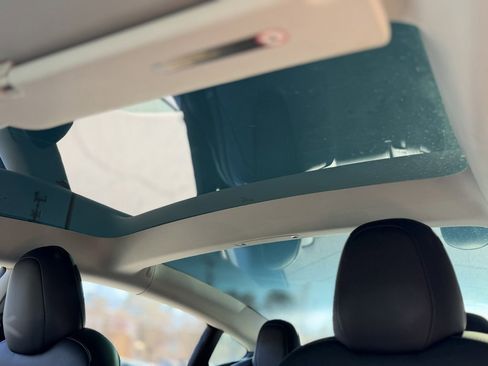 Used 2022 Tesla Model 3 Long Range image 50