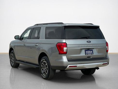 Certified 2024 Ford Expedition Max XLT image 5