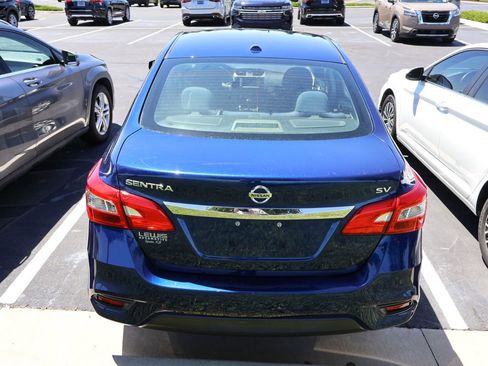 Used 2019 Nissan Sentra SV FWD image 12