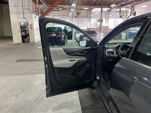Certified 2020 Chevrolet Equinox LT AWD/4WD image 20