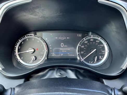 Used 2022 Toyota Highlander XLE image 26