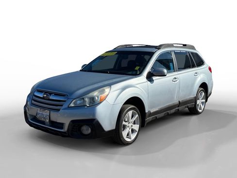 Used 2014 Subaru Outback 2.5i Limited w/ Moonroof Package image 1