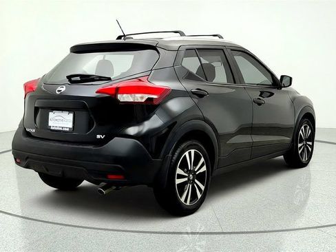 Used 2018 Nissan Kicks SV w/ Exterior Package FWD image 5