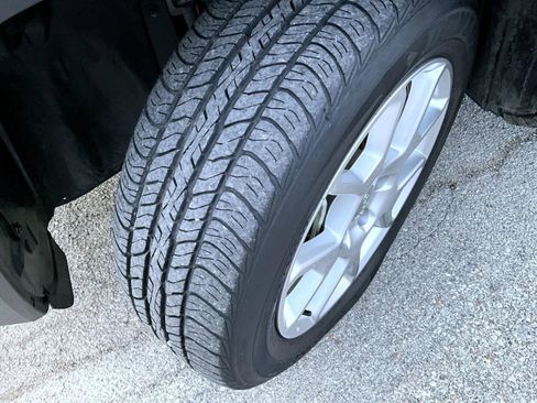 Used 2021 Jeep Renegade Latitude image 23