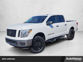 Used 2019 Nissan Titan SV video 1